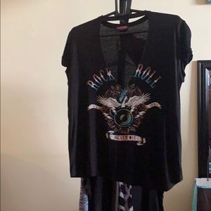 Cute open V shape shirt l